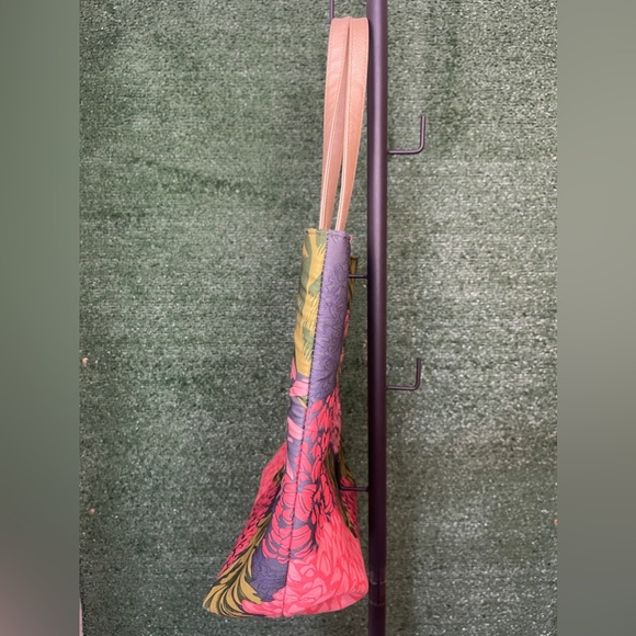 Pink Floral Tote Bag - Picture 2 of 11